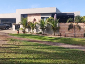 Casa em Condomnio  Venda